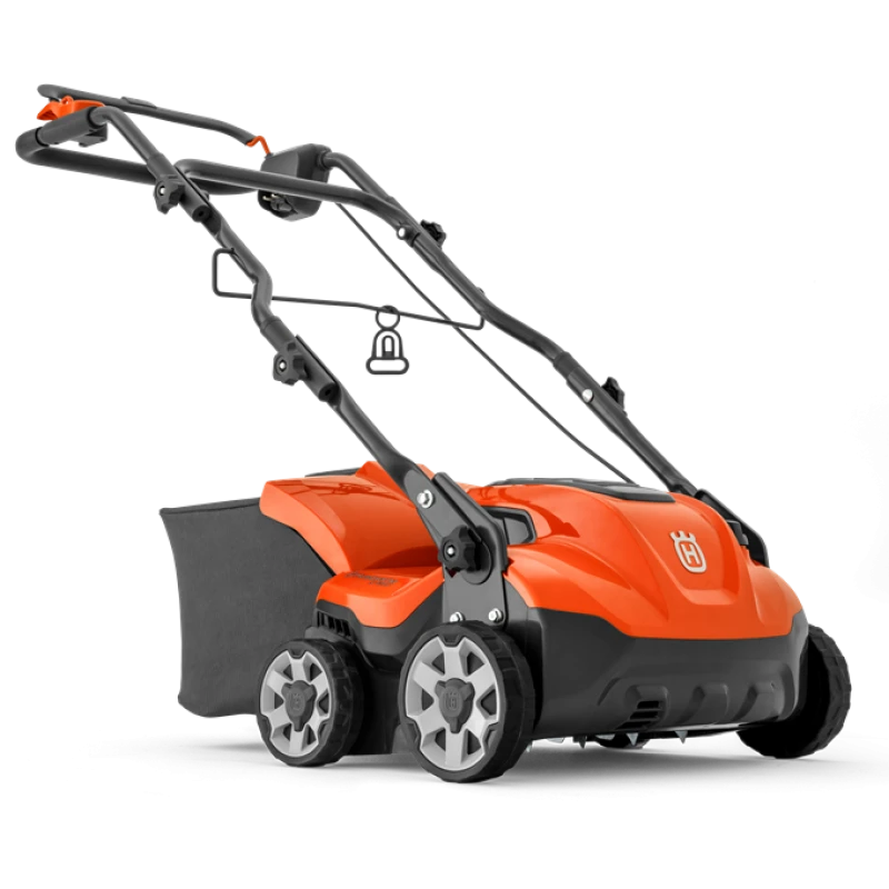Husqvarna Verticuteermachine S138C